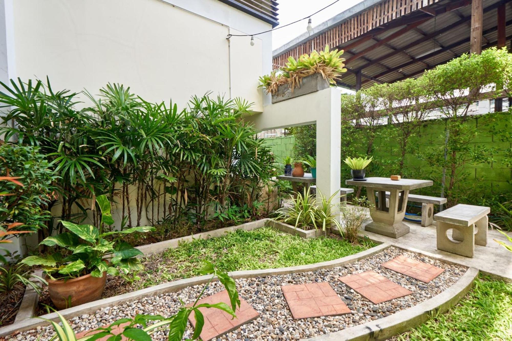 H Hotel Phrasing Chiang Mai Exterior photo