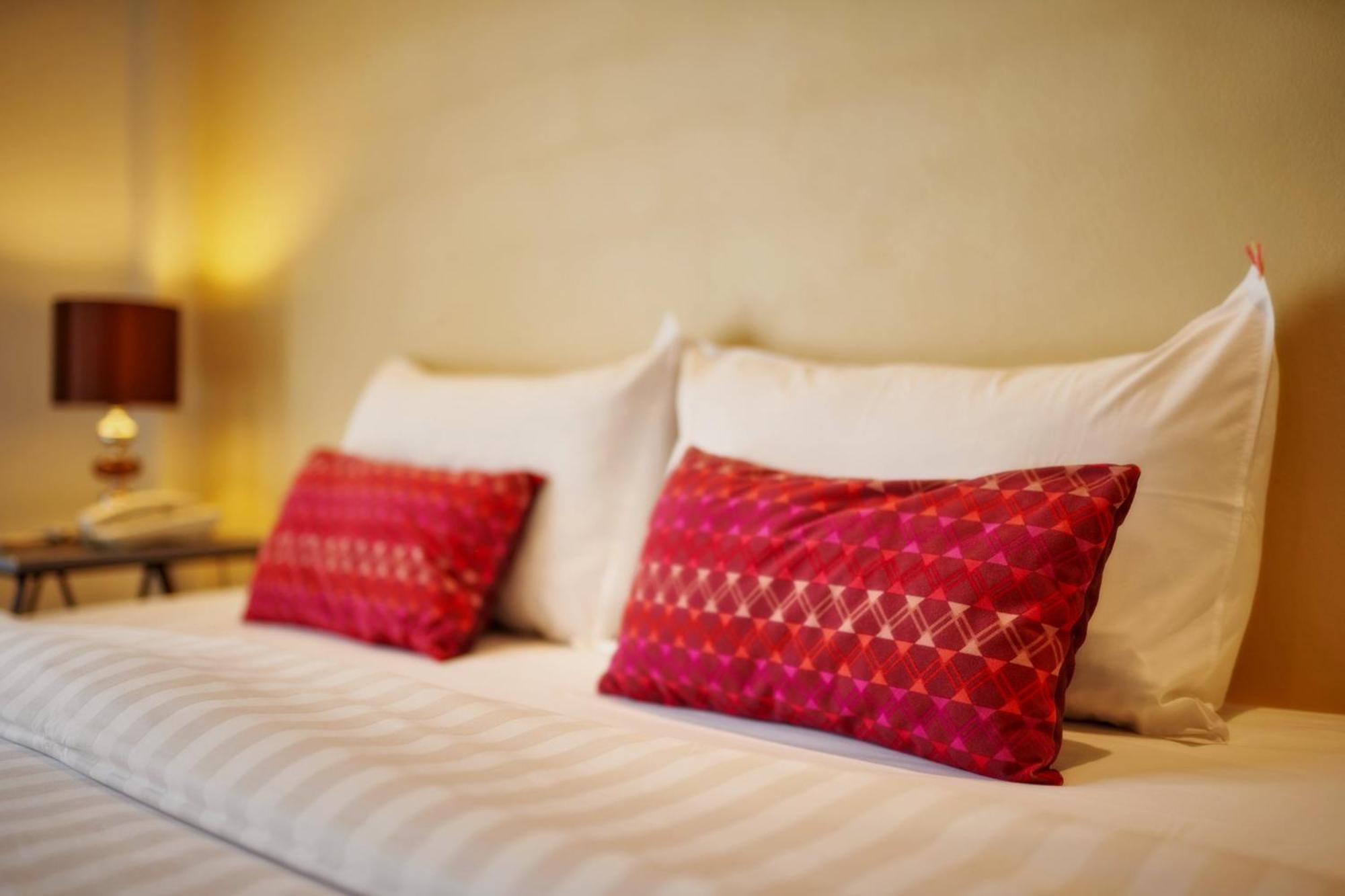 H Hotel Phrasing Chiang Mai Exterior photo