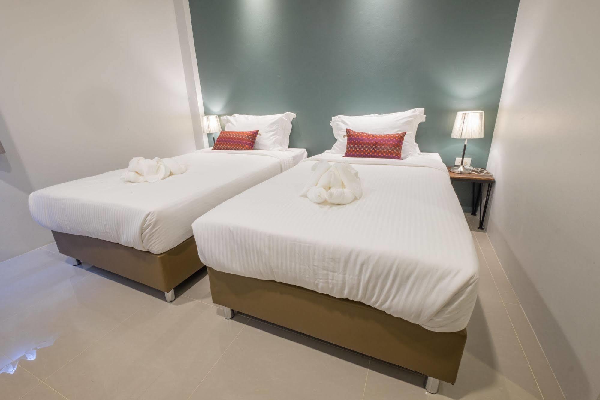 H Hotel Phrasing Chiang Mai Exterior photo